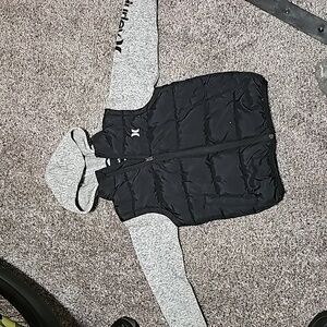 Hurley Vest w/ Fleece Hood and Sleeves in  Boys size 6 Like New